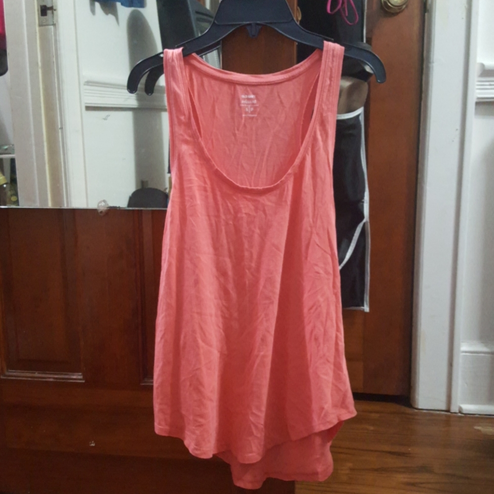 Old navy tank top